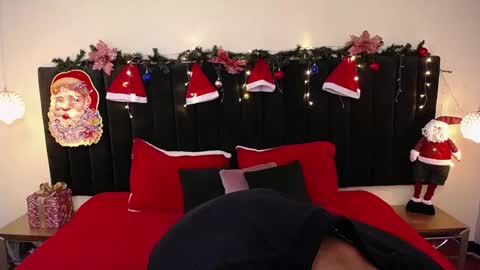 Cam and Amy online show from December 19, 8:59 pm