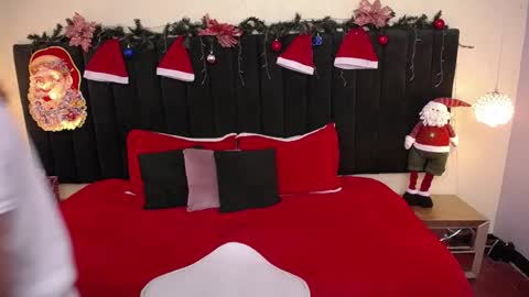 Cam and Amy online show from November 25, 8:07 pm