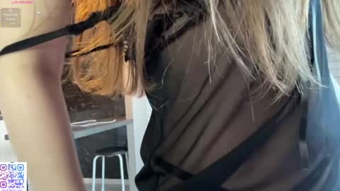 soft_caprice online show from May 8, 2:01 pm
