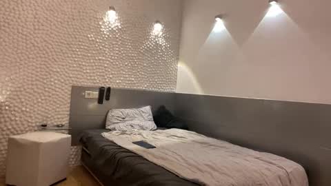 Softiman online show from December 31, 8:23 pm