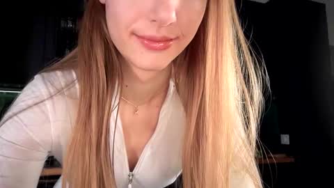 Bella online show from February 13, 4:38 am