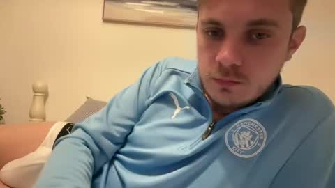 solobrit online show from March 24, 10:16 pm