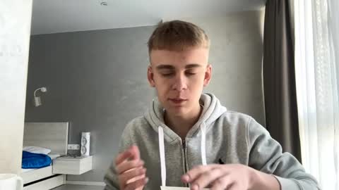 Jett online show from April 21, 11:39 am