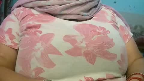 soni88888 online show from February 13, 9:12 am