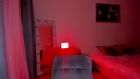 Sonia online show from March 6, 10:31 pm