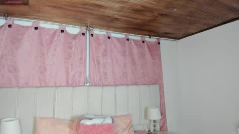 sophi online show from February 20, 12:47 pm