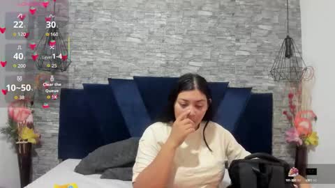 Snapshot of sophia_brunett chatting on October 8, 12:00 pm Sophia online show from October 8, 12:00 pm