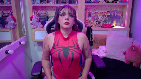 Soph online show from April 22, 7:48 am