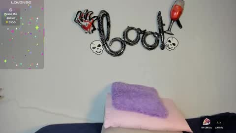 sophia_ebony___ online show from October 28, 1:01 pm