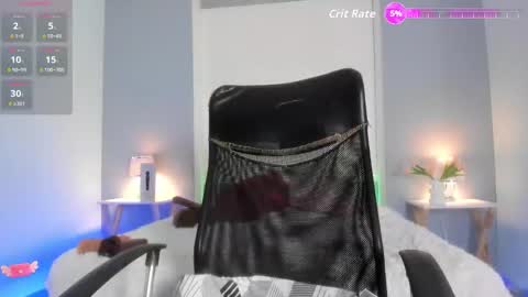  S O P H I A  online show from November 25, 11:53 am