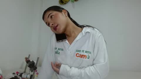 Sophia Bedford online show from March 20, 2:22 pm