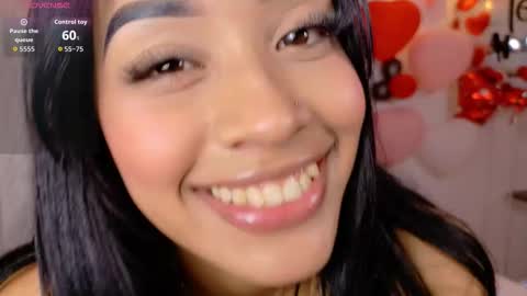 Sophia online show from February 18, 1:33 pm