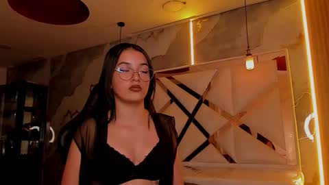 sophiadoll_tf online show from January 17, 10:18 pm