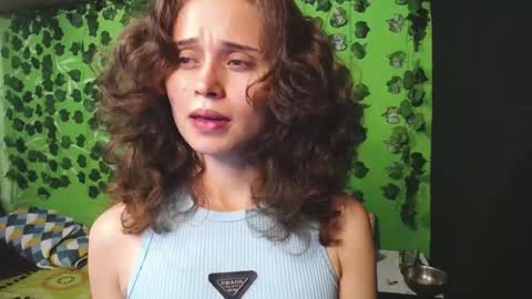 sophiamiller6 online show from July 4, 6:28 am