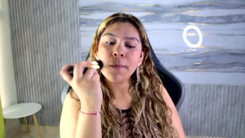 sophie online show from May 22, 12:12 pm