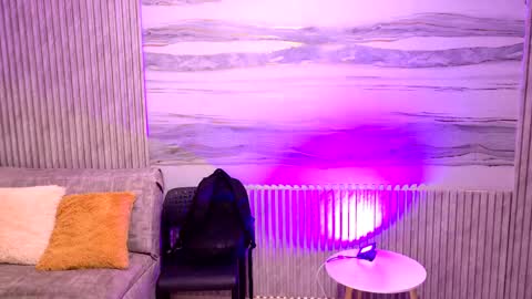 sophie online show from May 27, 11:18 am