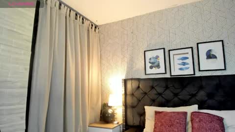 sophie__blare online show from April 21, 7:10 pm