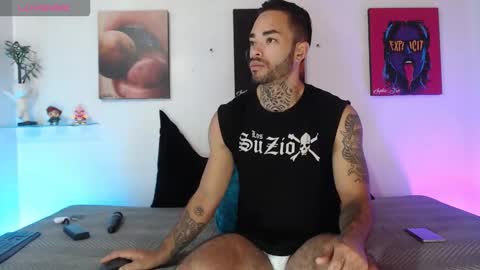 SOPHIE - FOXX online show from January 14, 12:24 pm