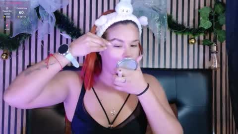 sophie_new25 online show from December 17, 12:45 pm