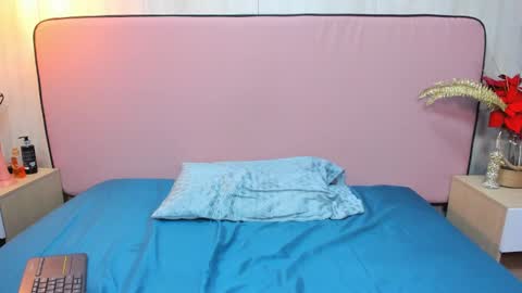 Sophie online show from January 23, 10:54 pm