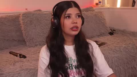 Sophiee  online show from January 12, 4:41 am