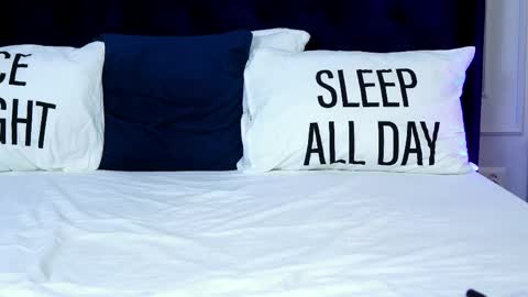 Sophie Ann online show from April 23, 9:06 am