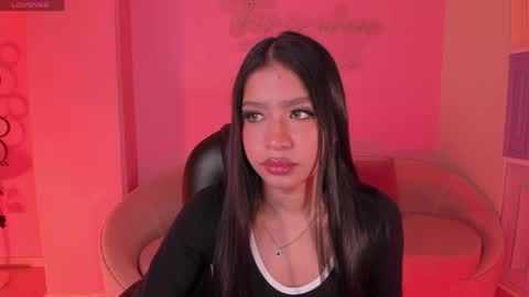 Sophie Houston online show from May 14, 3:05 am