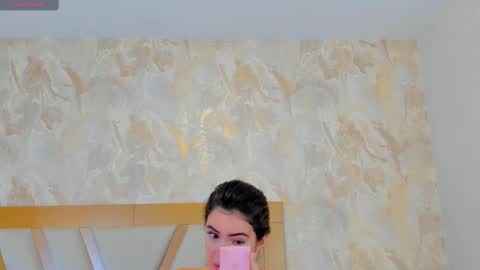Snapshot of sophiekozlov chatting on March 10, 12:28 pm Sophie online show from March 10, 12:28 pm