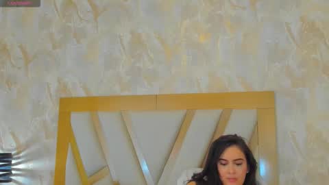 Snapshot of sophiekozlov chatting on October 9, 4:45 pm Sophie online show from October 9, 4:45 pm
