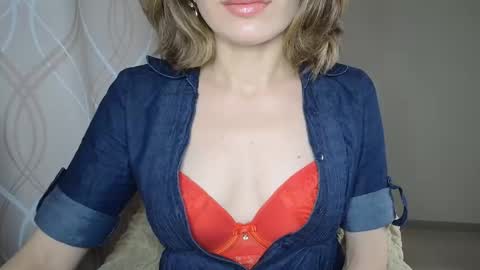 Sophiemisss online show from November 10, 10:18 am