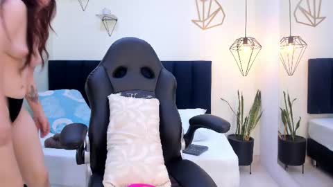 sophieturner_mg online show from July 24, 7:11 pm