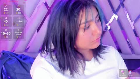  Sophie  online show from May 4, 5:41 pm