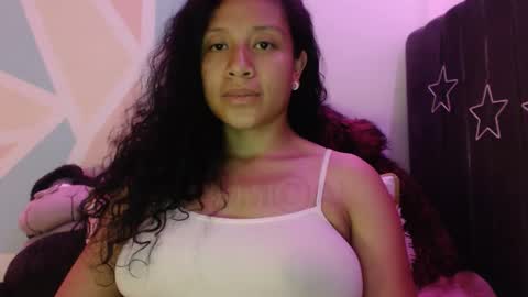 Snapshot of sophiia_dreams chatting on September 27, 12:08 am Sophia this is not my real name online show from September 27, 12:08 am