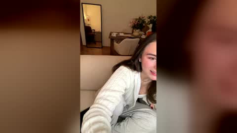 SophiaStar online show from January 6, 8:24 pm