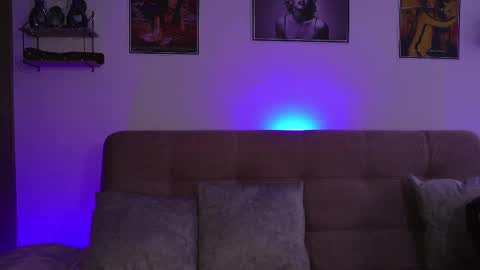 Sophiie online show from October 7, 1:18 pm