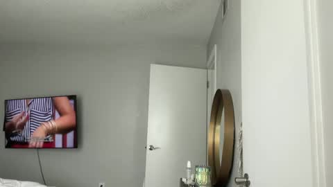 soprettyithurts69 online show from March 8, 6:16 pm