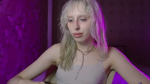 sora999999999 online show from June 21, 7:31 pm