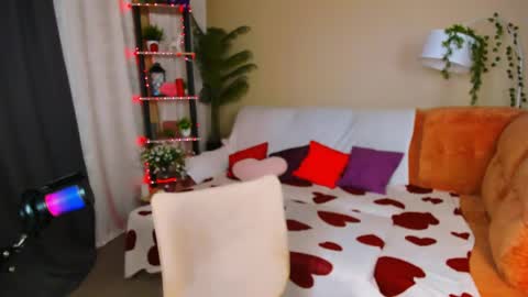 soulharmoonyy online show from April 13, 3:22 am