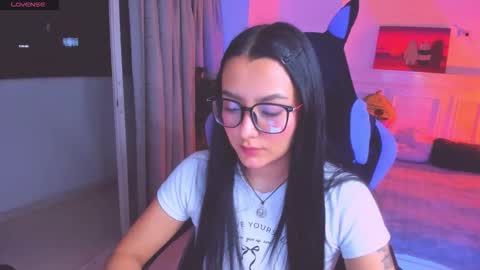 Lili online show from February 14, 2:03 am