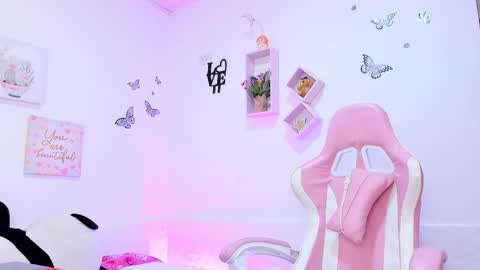 Alicia PVT OPEN online show from September 11, 3:19 am