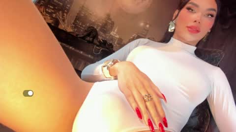 soysabrinathebest online show from April 4, 11:01 pm