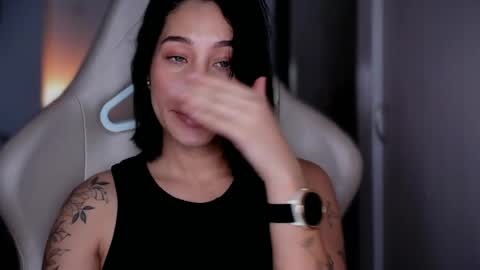 brisa  s online show from June 3, 8:03 pm