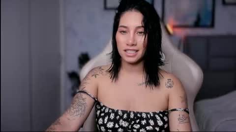 brisa  s online show from March 25, 3:19 pm