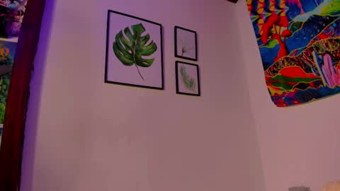 Val online show from March 8, 9:08 pm