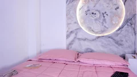 spaceboy_1 online show from February 28, 1:09 am