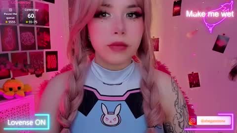  SparkleMona  online show from March 4, 2:38 am