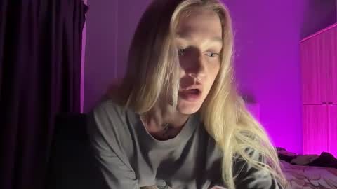 DAISY online show from October 6, 11:50 am