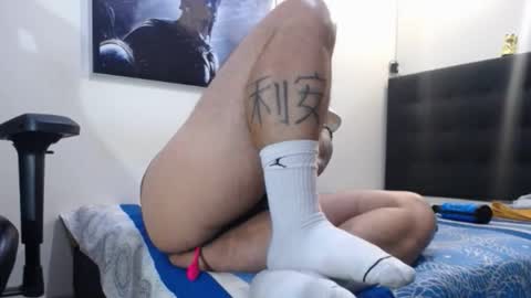 Snapshot of spartacus_cam chatting on October 11, 6:18 am     online show from October 11, 6:18 am