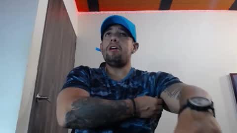 Snapshot of spartacus_cam chatting on February 26, 5:13 am     online show from February 26, 5:13 am