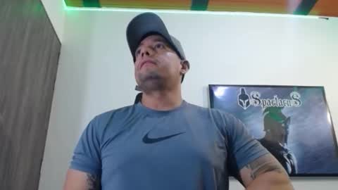 Snapshot of spartacus_cam chatting on October 9, 6:30 am     online show from October 9, 6:30 am